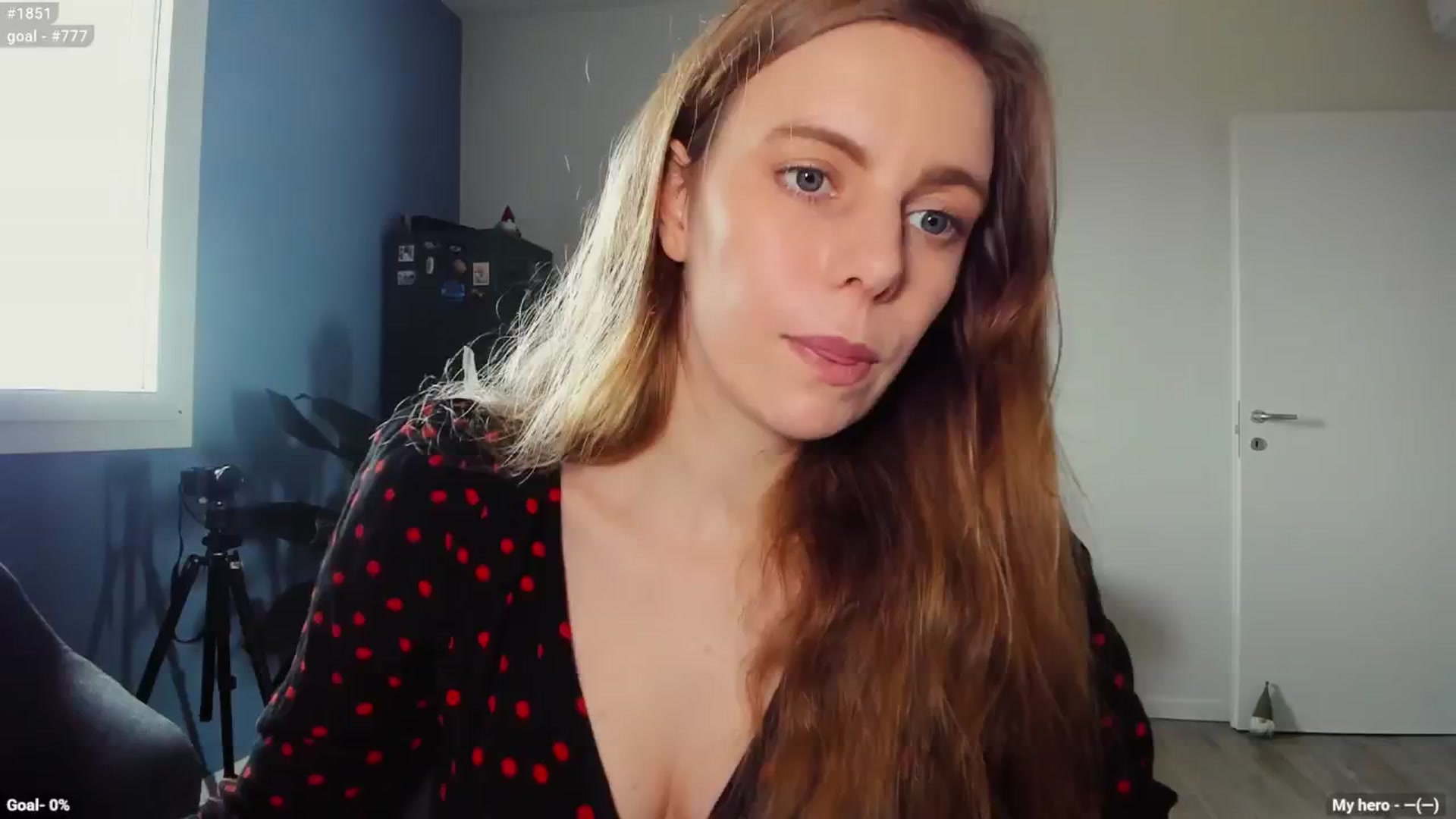Gallery image thumbnail from Personage's myfreecams stream on, 03/15/2025, 13:28 image 1 of 20