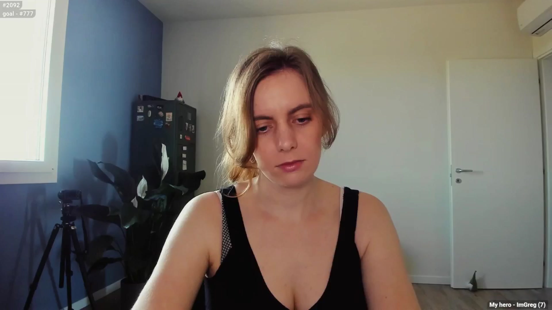 Gallery image thumbnail from Personage's myfreecams stream on, 03/17/2025, 13:32 image 5 of 20