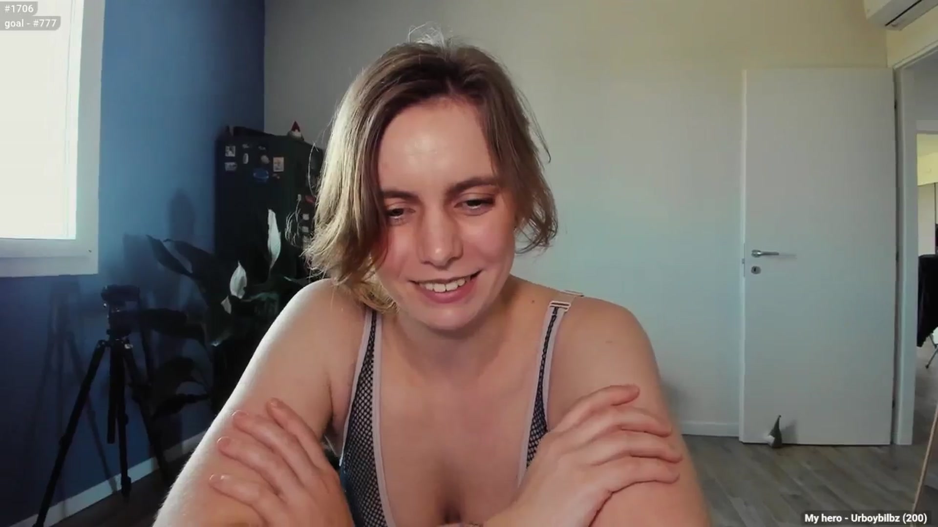 Gallery image thumbnail from Personage's myfreecams stream on, 03/17/2025, 15:26 image 10 of 20
