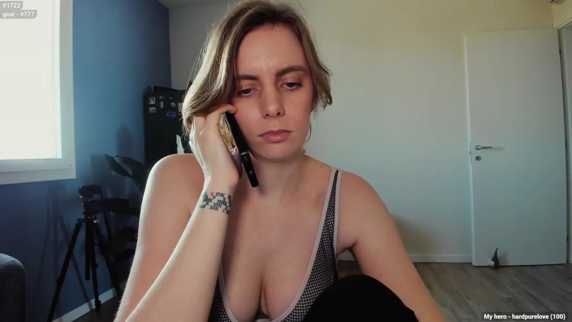 Gallery image thumbnail from Personage's myfreecams stream on, 03/17/2025, 15:26 image 2 of 20
