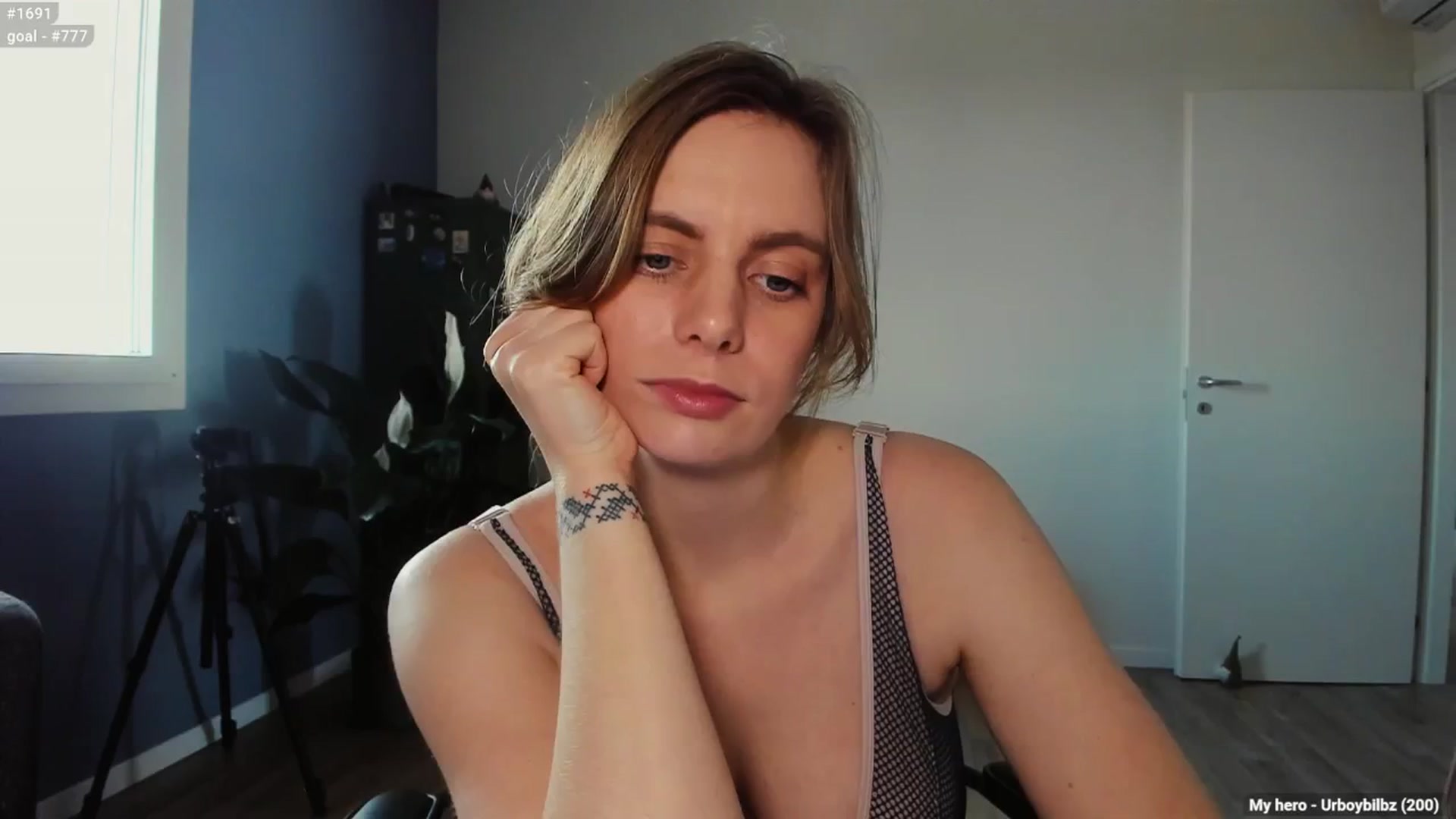 Gallery image thumbnail from Personage's myfreecams stream on, 03/17/2025, 15:26 image 14 of 20