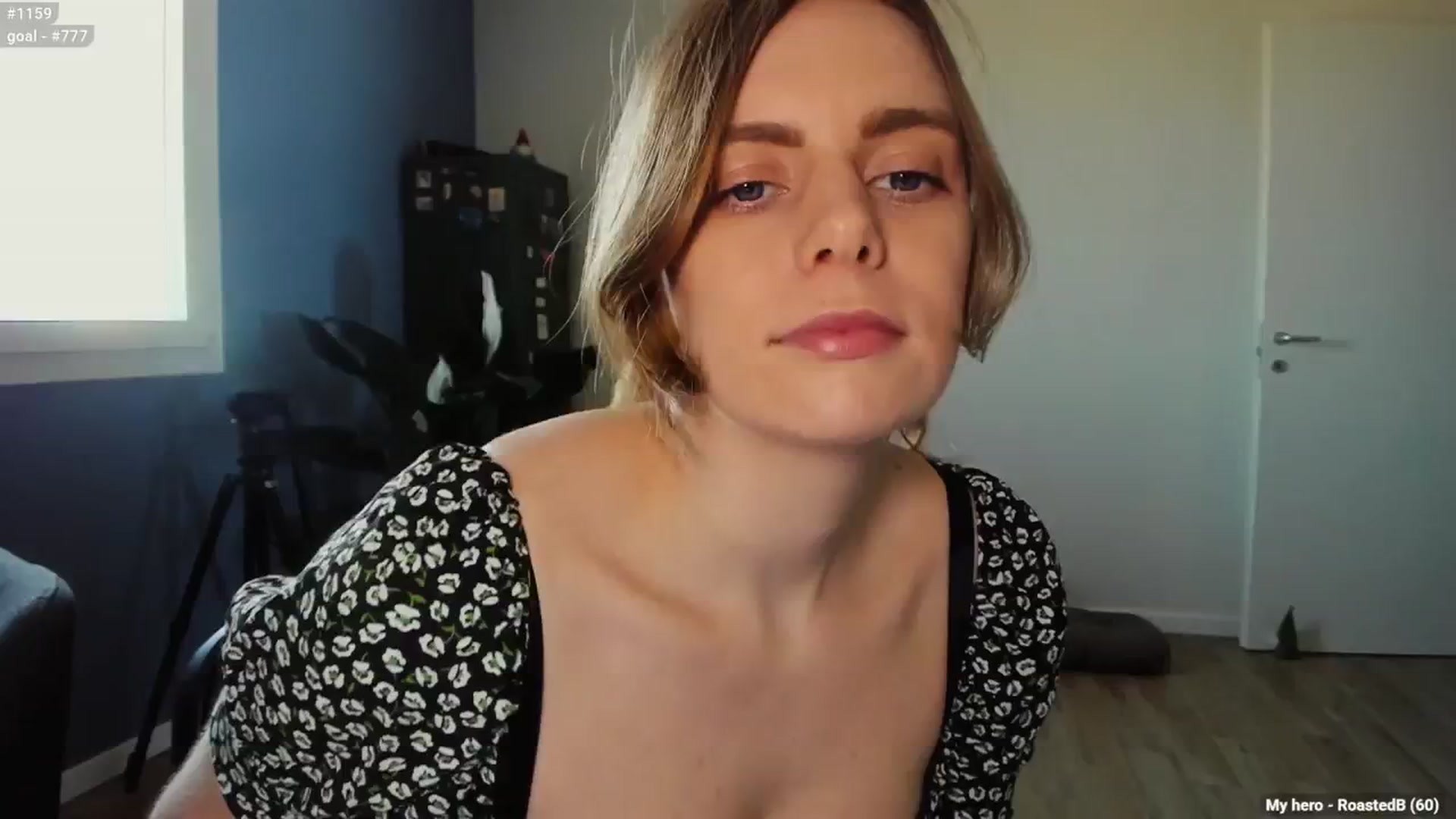 Gallery image thumbnail from Personage's myfreecams stream on, 03/20/2025, 16:00 image 6 of 20