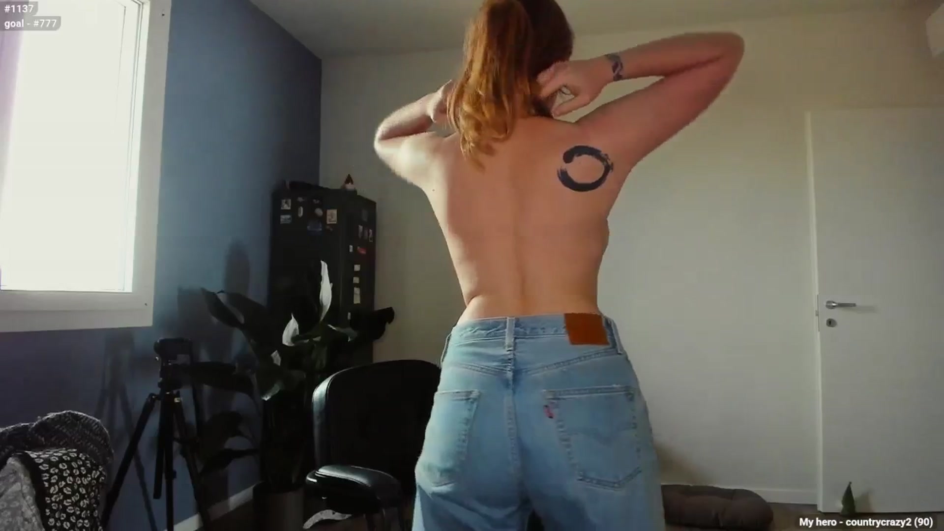 Gallery image thumbnail from Personage's myfreecams stream on, 03/20/2025, 16:00 image 20 of 20