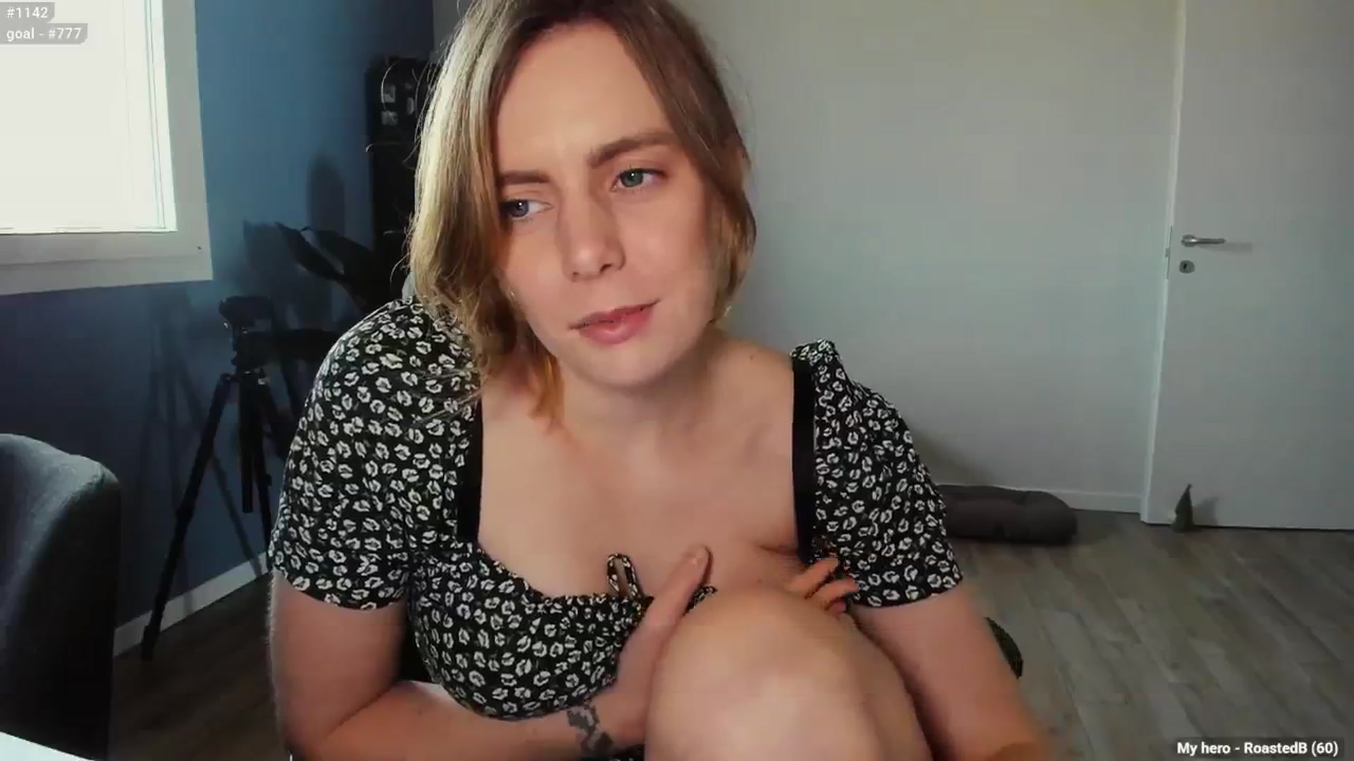 Gallery image thumbnail from Personage's myfreecams stream on, 03/20/2025, 16:00 image 16 of 20
