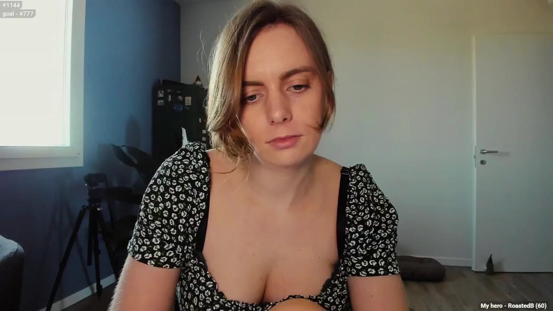 Gallery image thumbnail from Personage's myfreecams stream on, 03/20/2025, 16:00 image 9 of 20