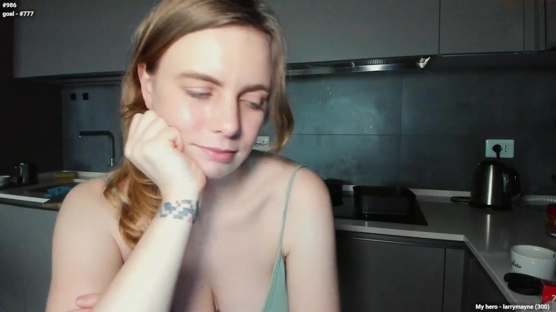 Gallery image thumbnail from Personage's myfreecams stream on, 03/21/2025, 16:33 image 17 of 20