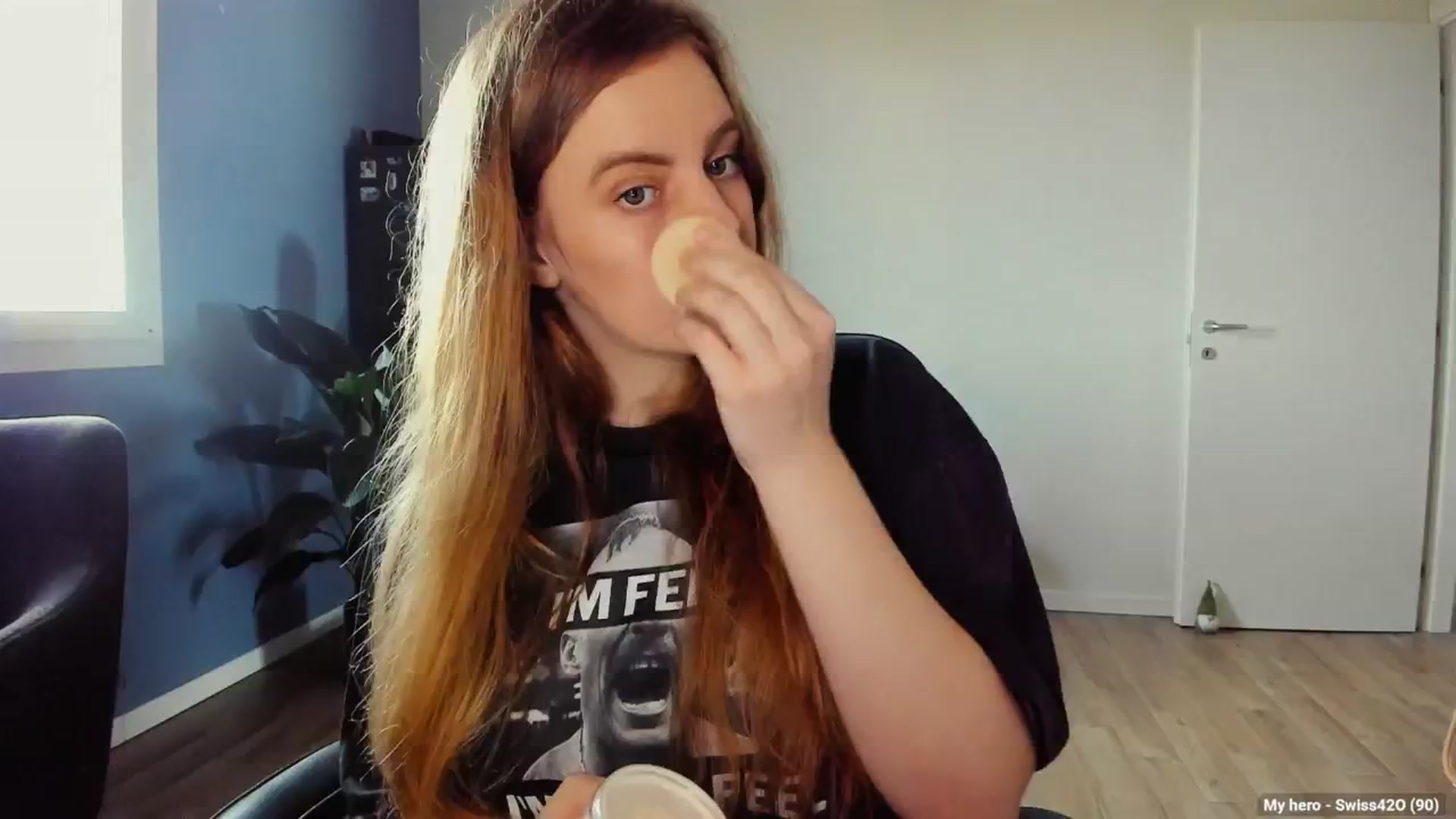 Gallery image thumbnail from Personage's myfreecams stream on, 03/31/2025, 14:07 image 4 of 20