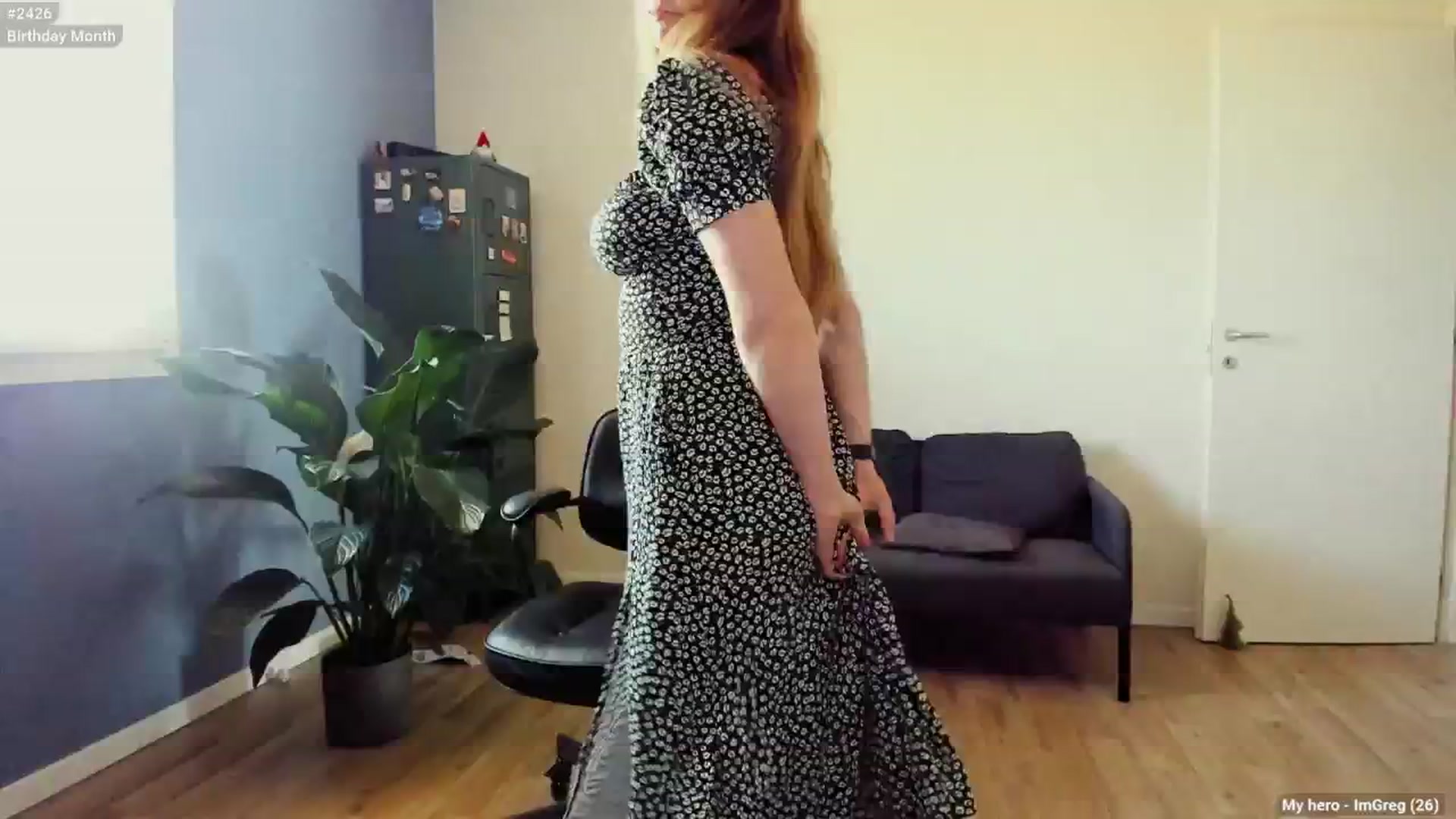 Gallery image thumbnail from Personage's myfreecams stream on, 04/11/2025, 13:23 image 12 of 20