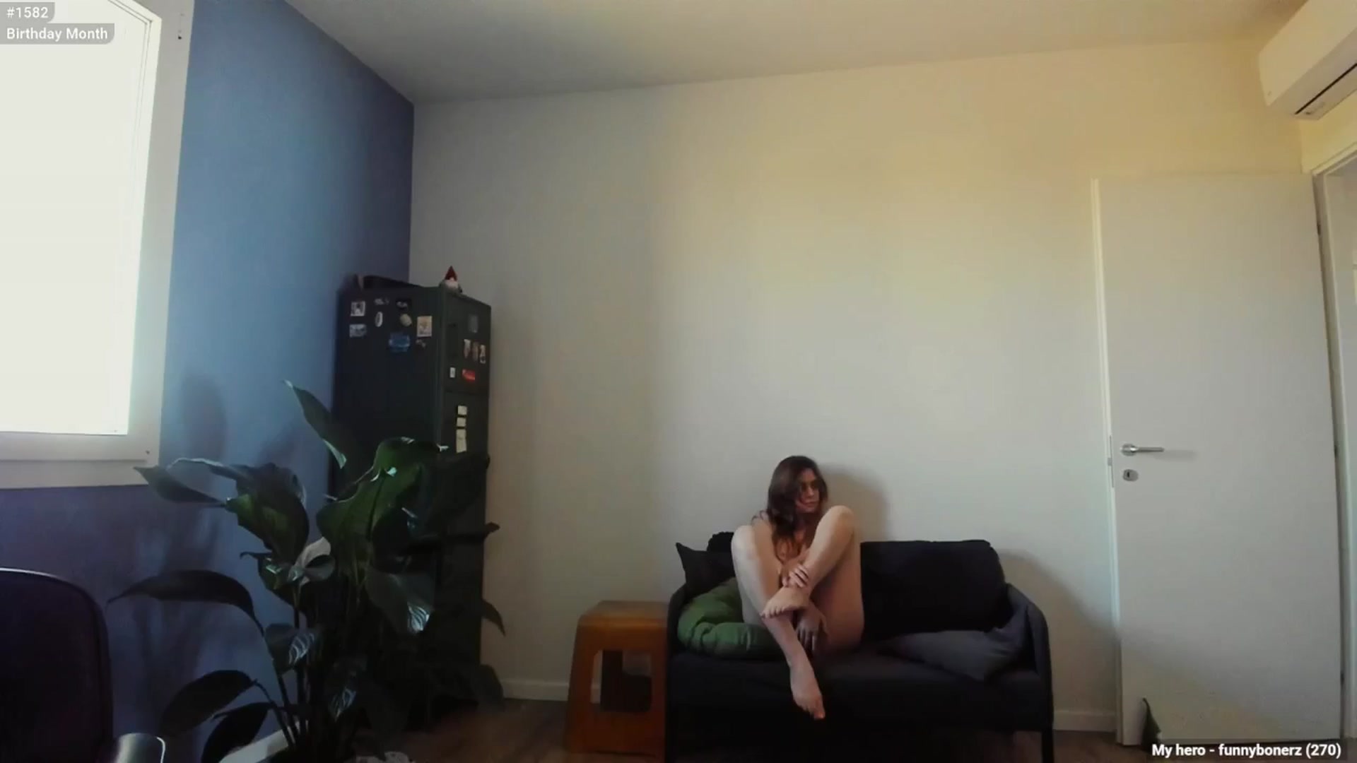 Gallery image thumbnail from Personage's myfreecams stream on, 04/11/2025, 15:54 image 13 of 20