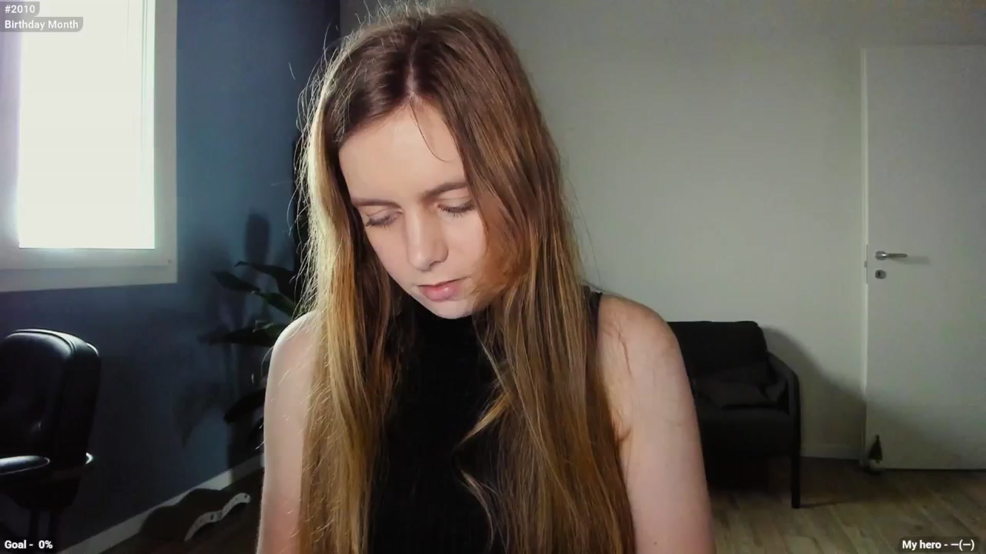 Gallery image thumbnail from Personage's myfreecams stream on, 04/14/2025, 12:20 image 12 of 20
