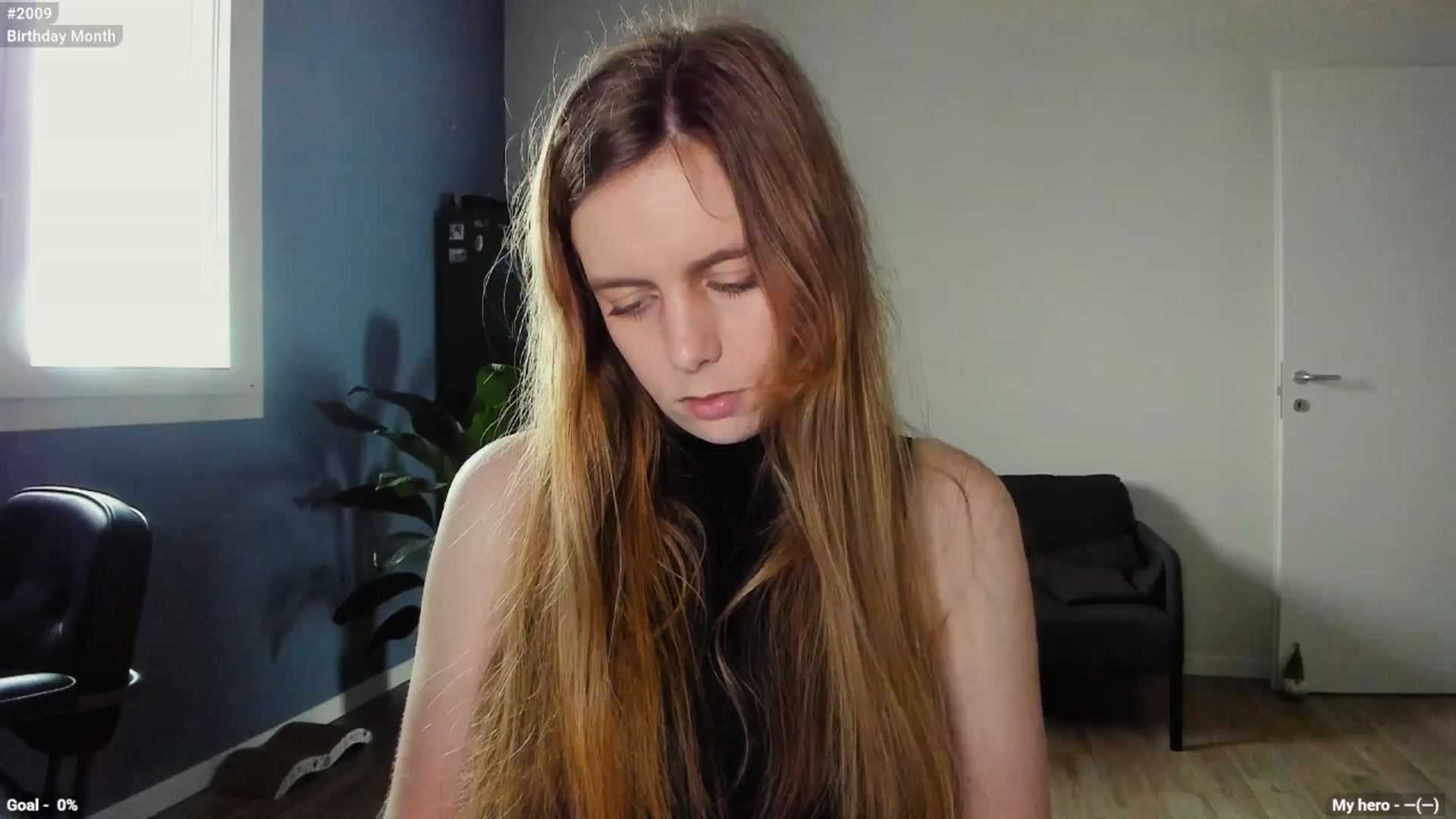 Gallery image thumbnail from Personage's myfreecams stream on, 04/14/2025, 12:20 image 8 of 20