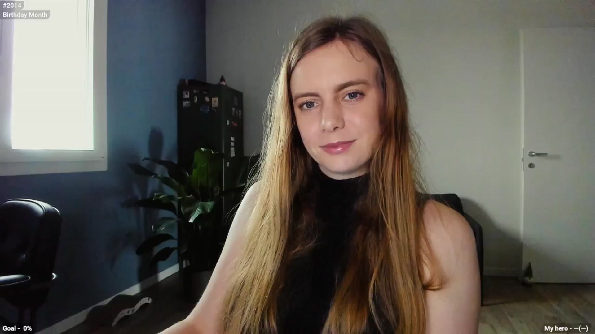 Gallery image thumbnail from Personage's myfreecams stream on, 04/14/2025, 12:40 image 17 of 20