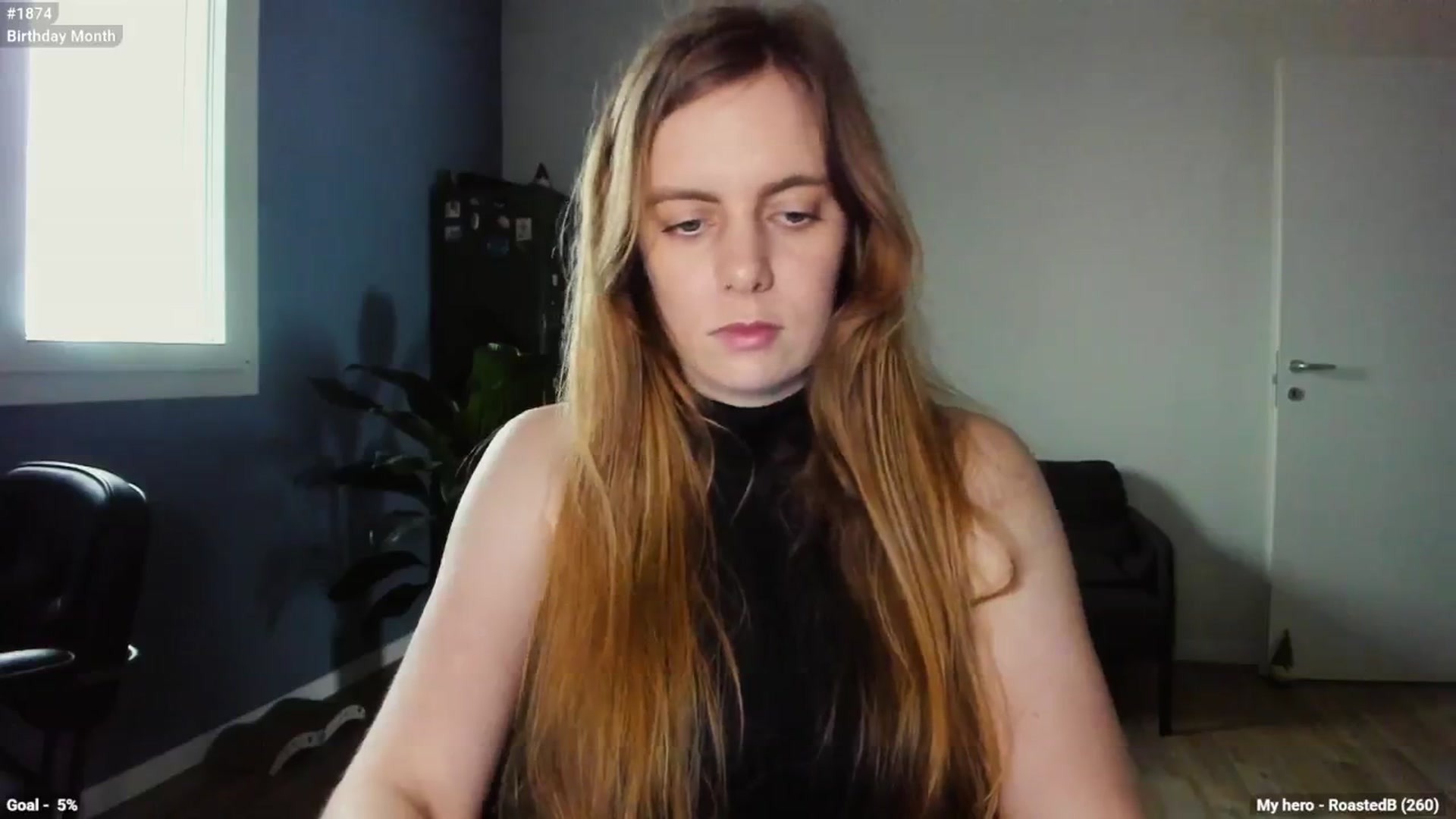 Gallery image thumbnail from Personage's myfreecams stream on, 04/14/2025, 13:23 image 9 of 20