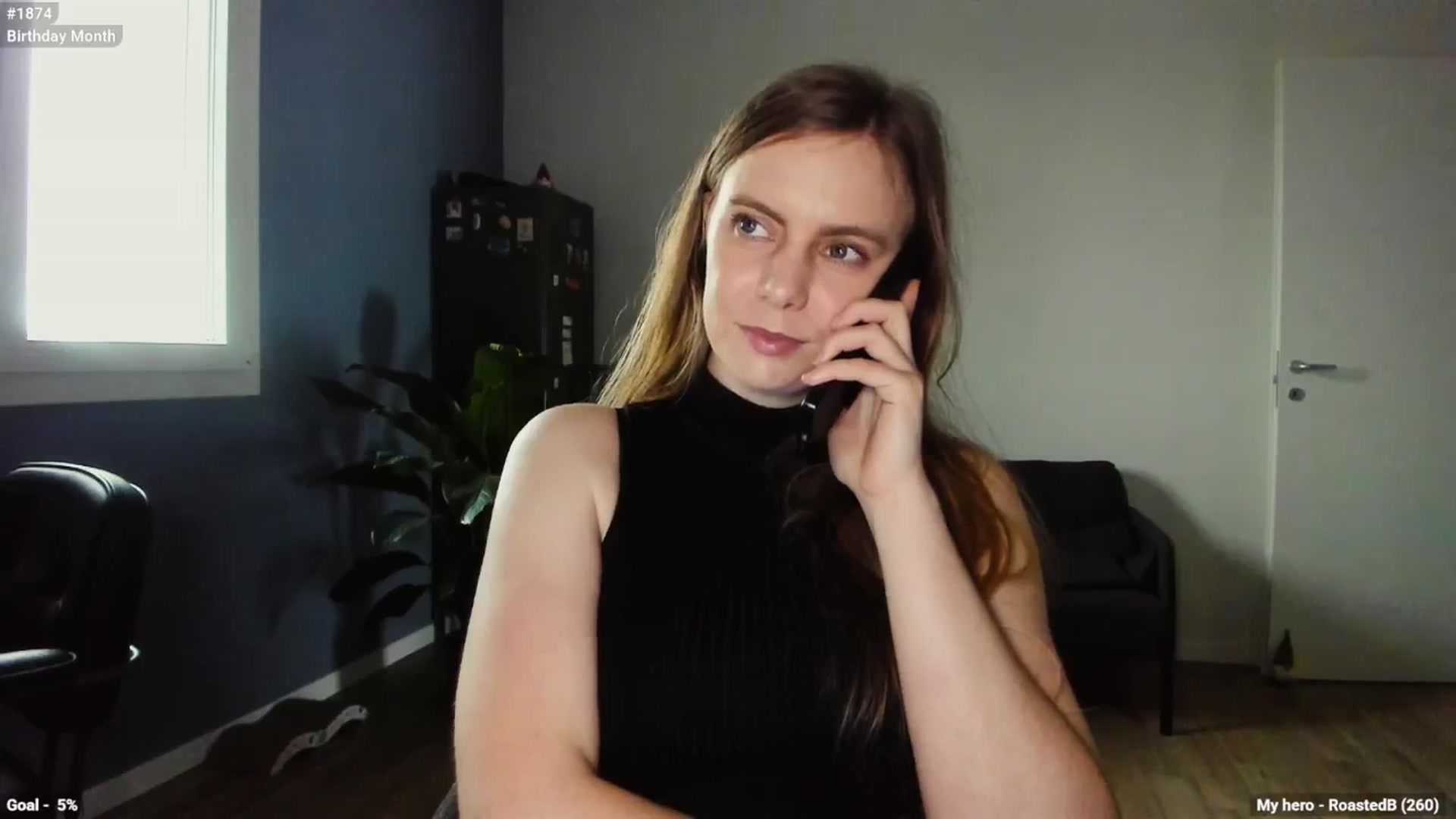 Gallery image thumbnail from Personage's myfreecams stream on, 04/14/2025, 13:23 image 11 of 20