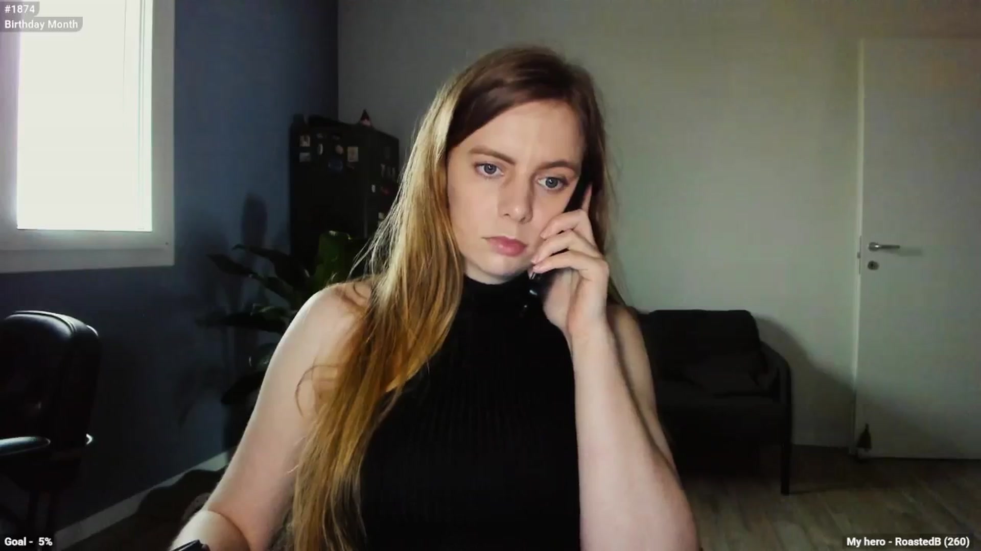 Gallery image thumbnail from Personage's myfreecams stream on, 04/14/2025, 13:23 image 14 of 20