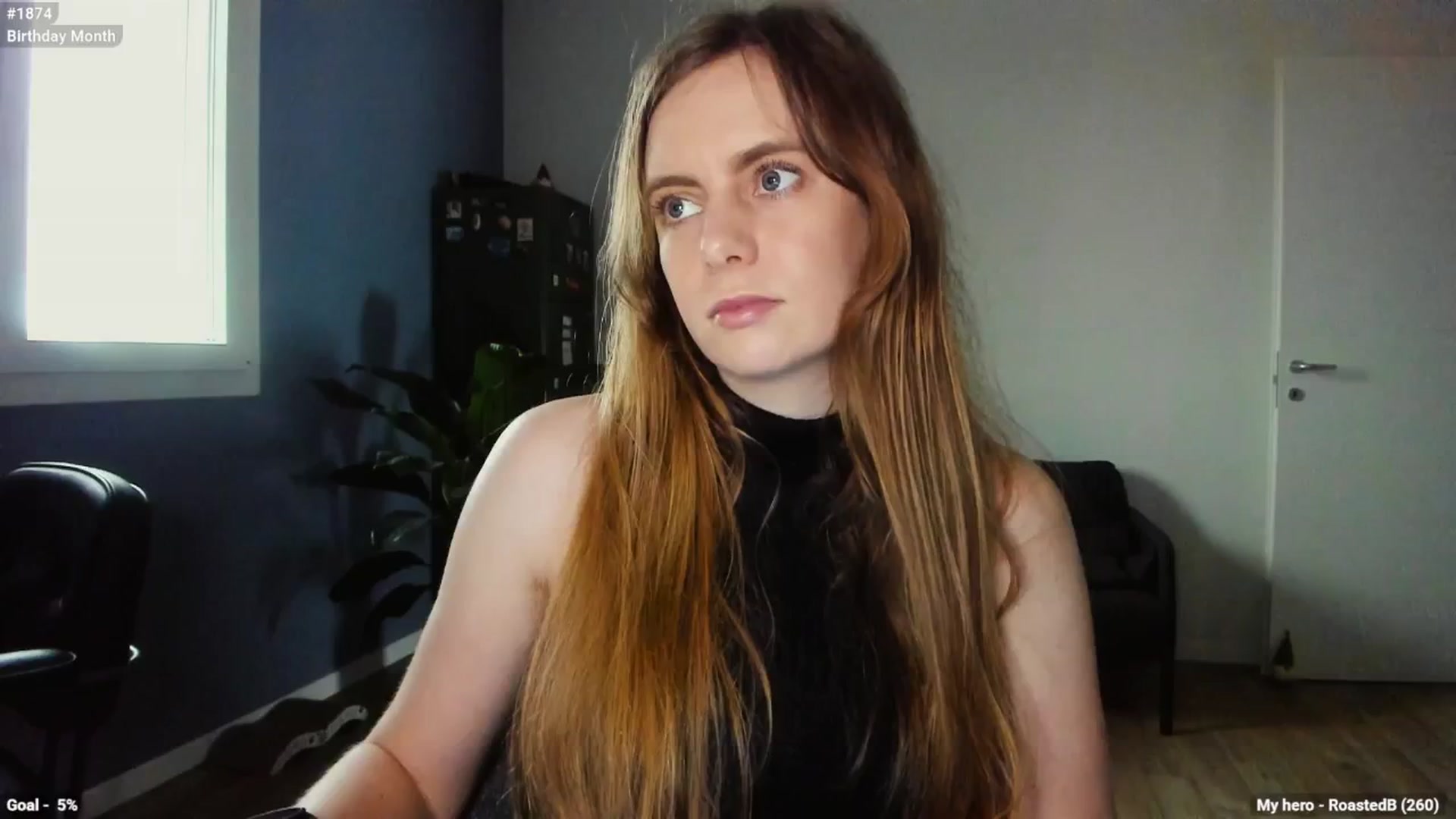 Gallery image thumbnail from Personage's myfreecams stream on, 04/14/2025, 13:23 image 7 of 20