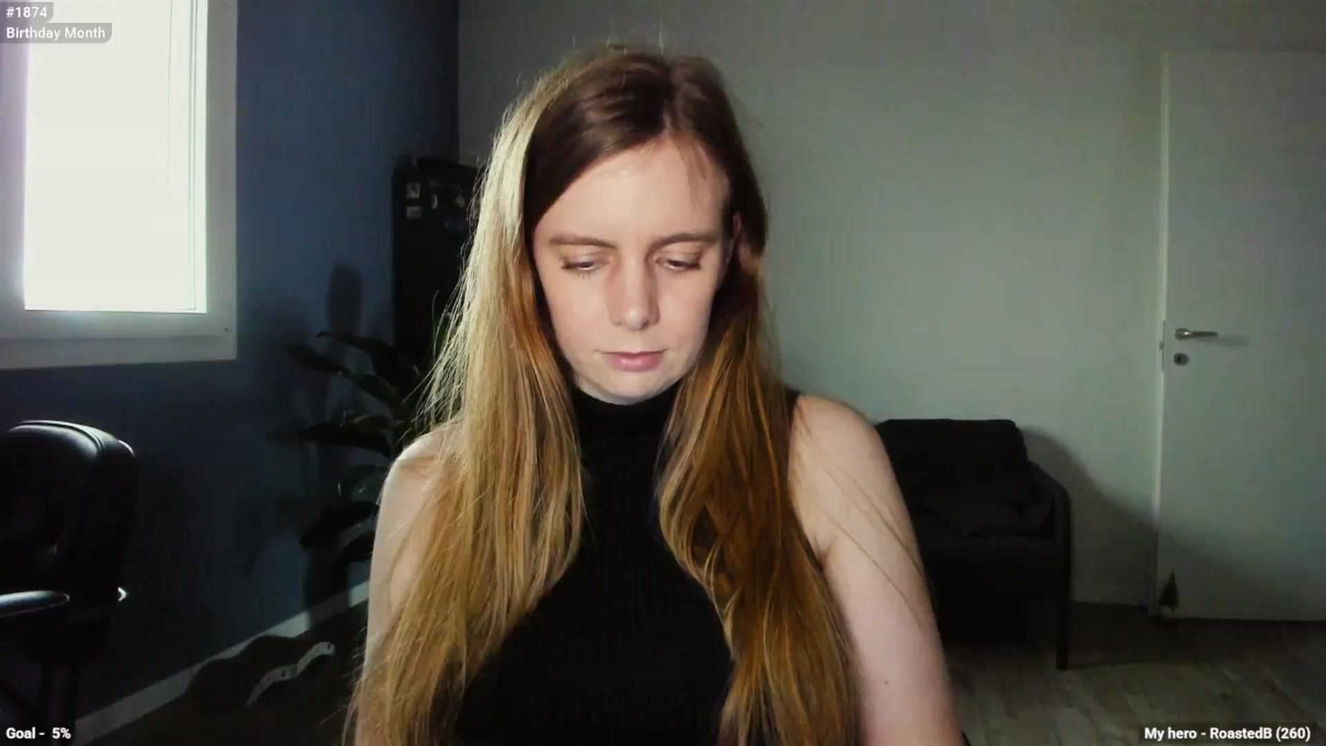 Gallery image thumbnail from Personage's myfreecams stream on, 04/14/2025, 13:23 image 17 of 20