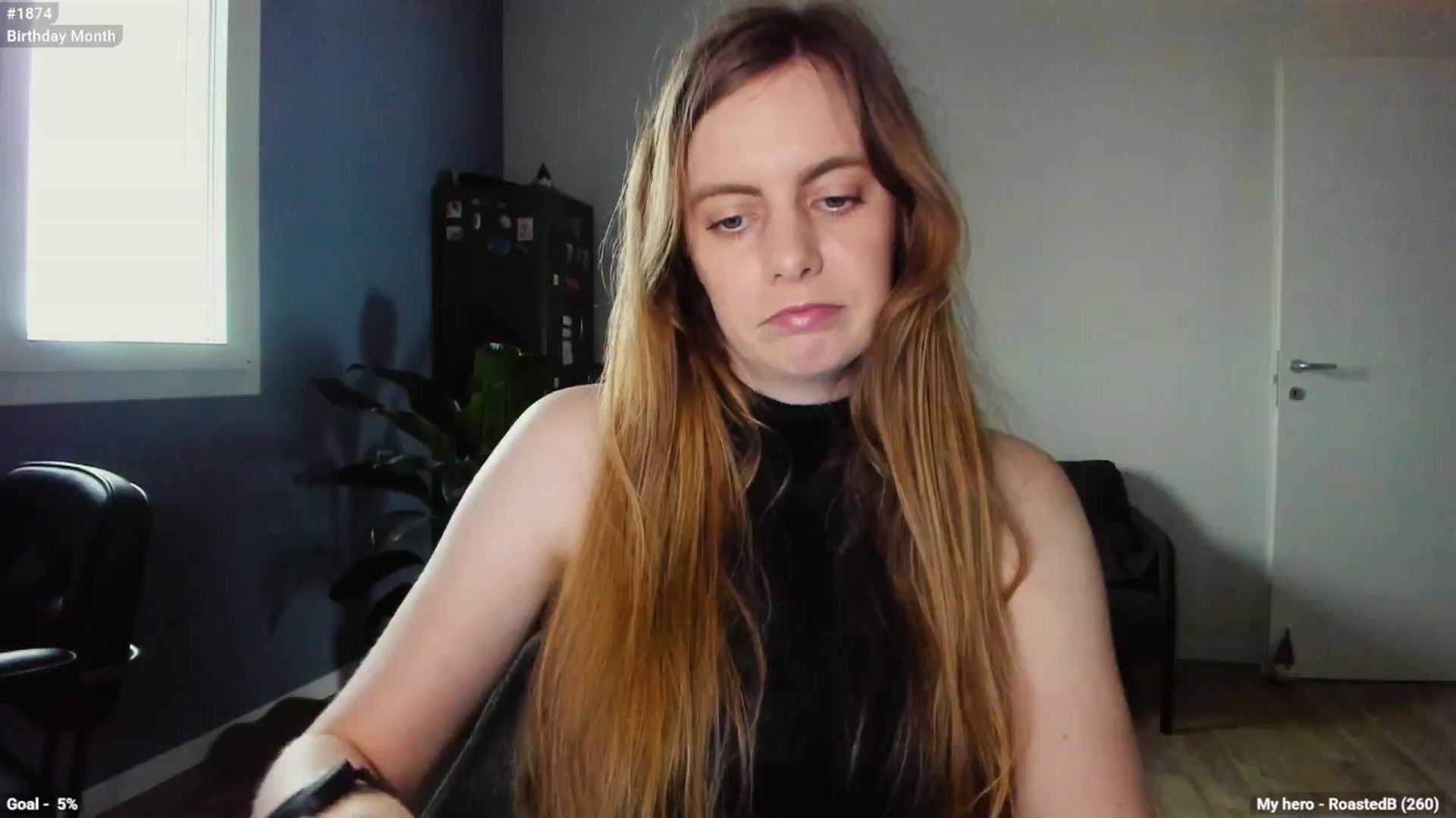 Gallery image thumbnail from Personage's myfreecams stream on, 04/14/2025, 13:23 image 5 of 20