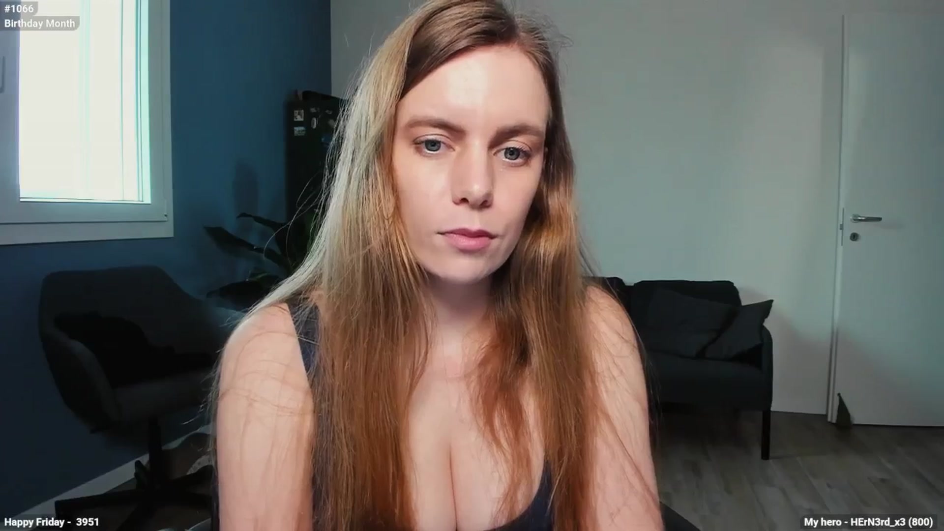 Gallery image thumbnail from Personage's myfreecams stream on, 04/18/2025, 13:32 image 16 of 20