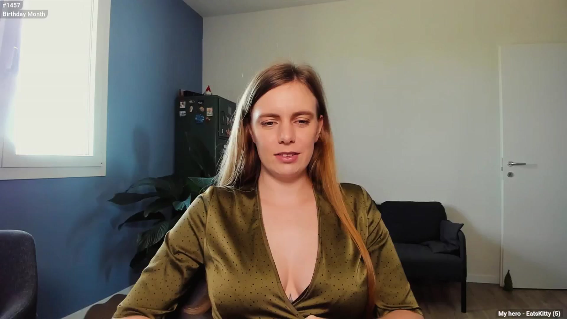 Gallery image thumbnail from Personage's myfreecams stream on, 04/29/2025, 13:06 image 14 of 20