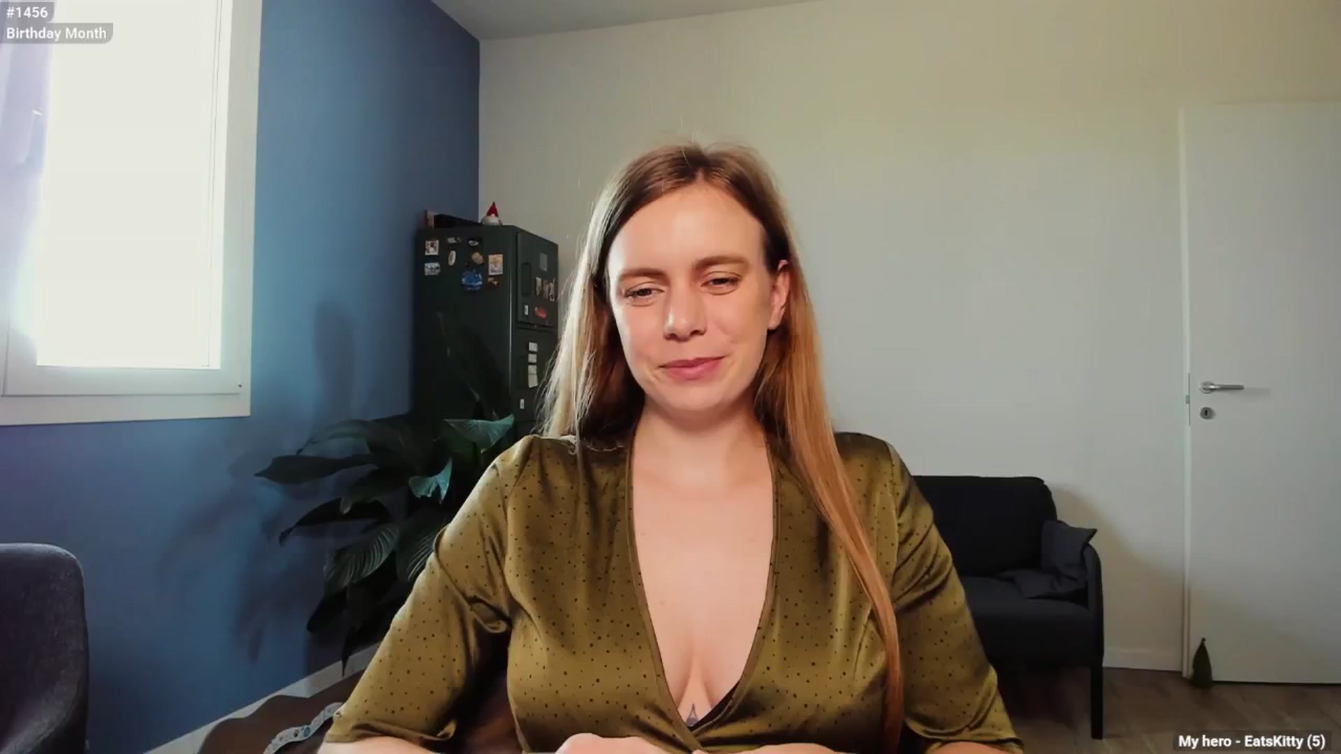 Gallery image thumbnail from Personage's myfreecams stream on, 04/29/2025, 13:06 image 15 of 20