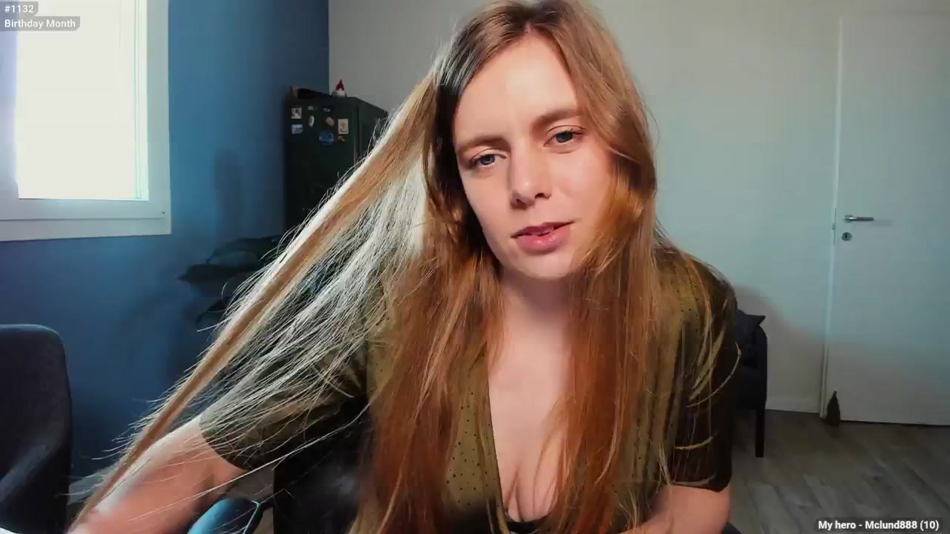 Gallery image thumbnail from Personage's myfreecams stream on, 04/29/2025, 14:15 image 13 of 20
