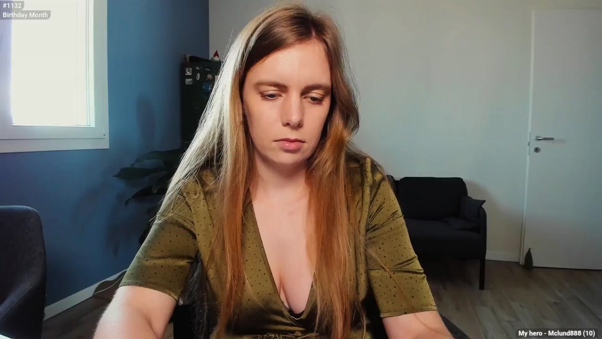 Gallery image thumbnail from Personage's myfreecams stream on, 04/29/2025, 14:15 image 12 of 20