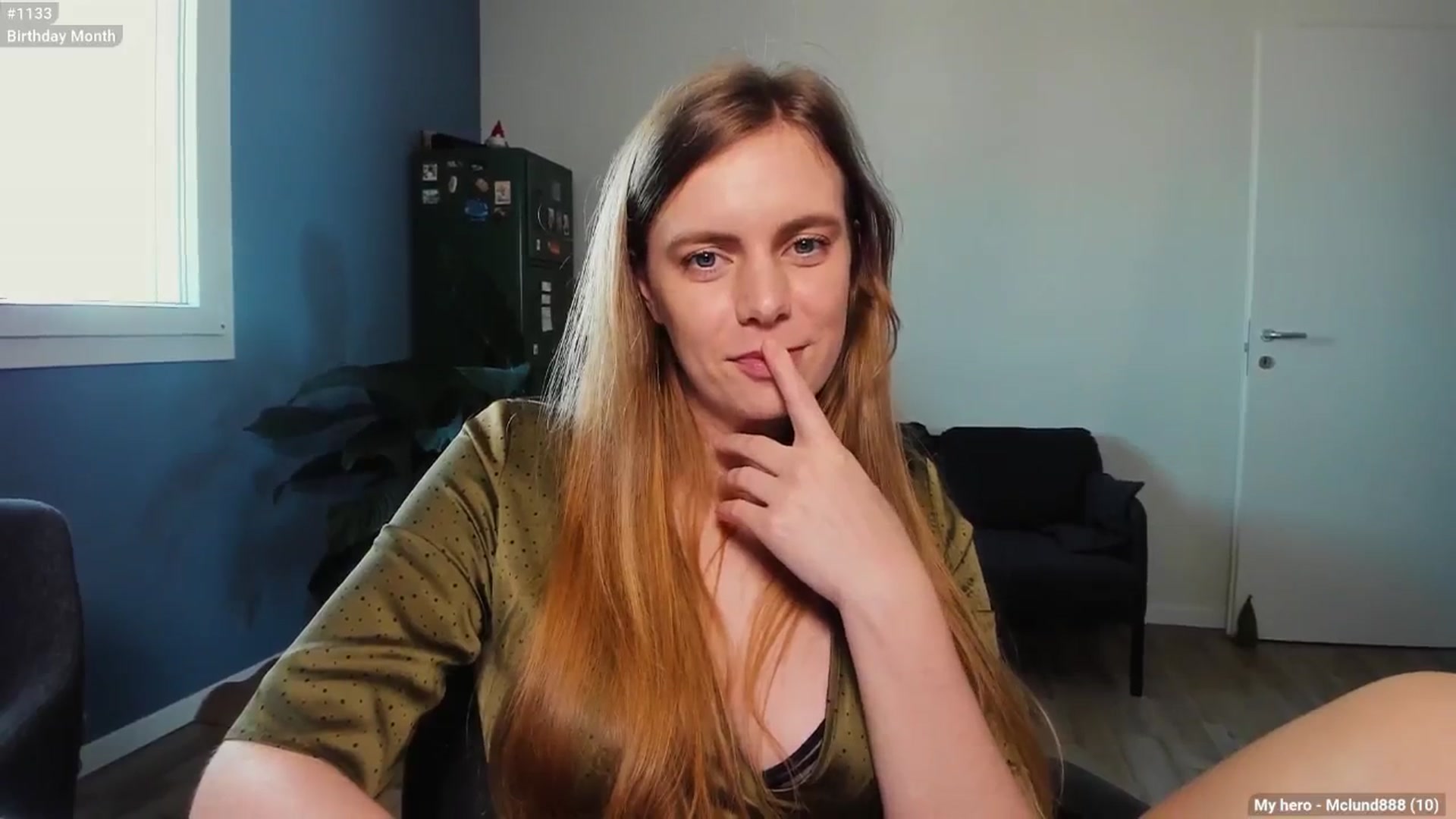 Gallery image thumbnail from Personage's myfreecams stream on, 04/29/2025, 14:15 image 20 of 20