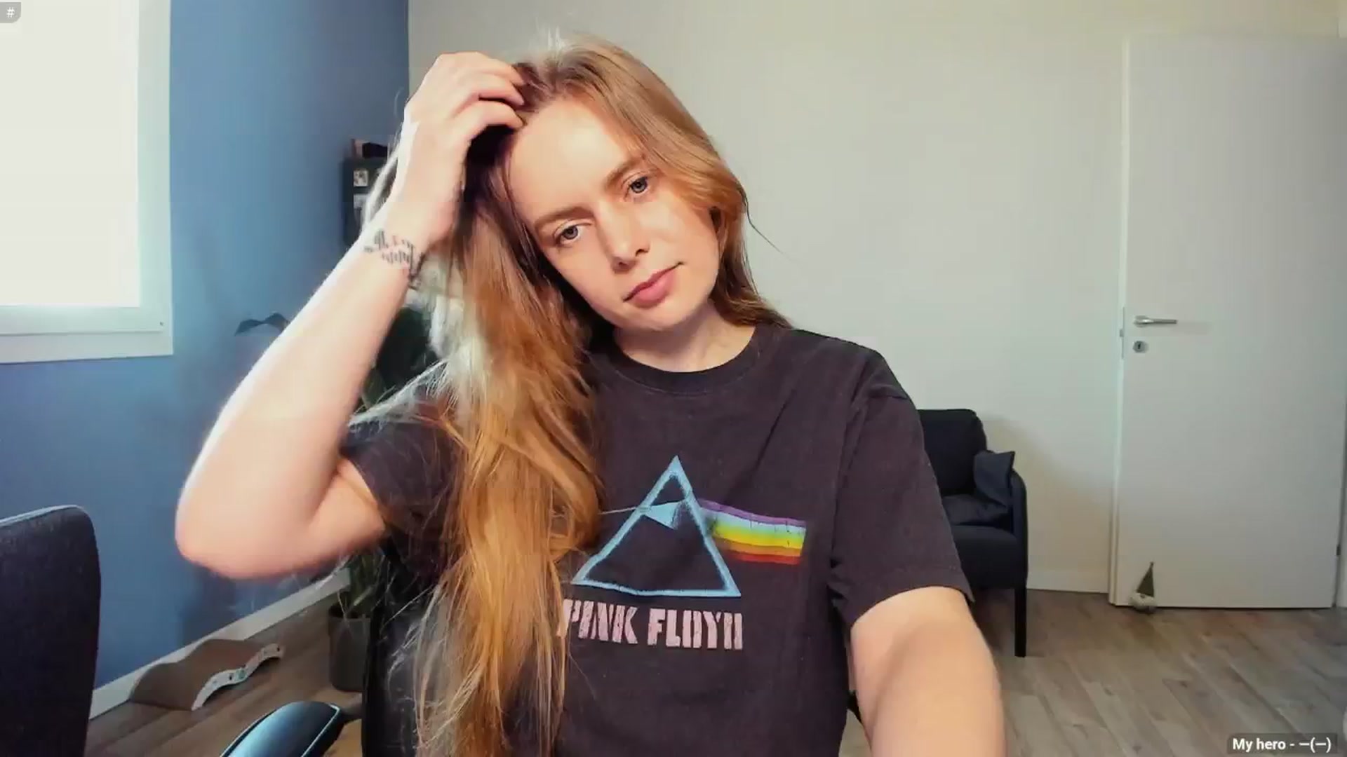 Gallery image thumbnail from Personage's myfreecams stream on, 05/02/2025, 13:03 image 18 of 20
