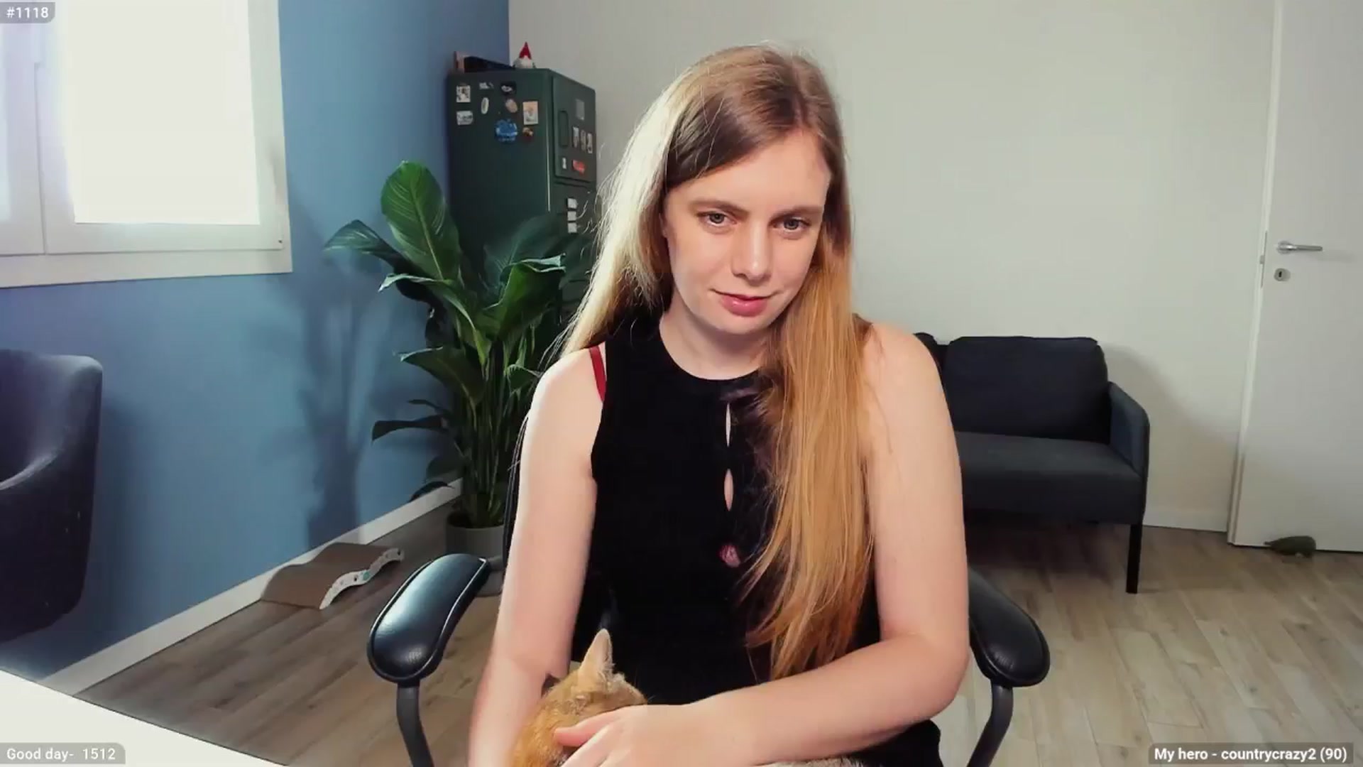 Gallery image thumbnail from Personage's myfreecams stream on, 05/06/2025, 15:04 image 12 of 20