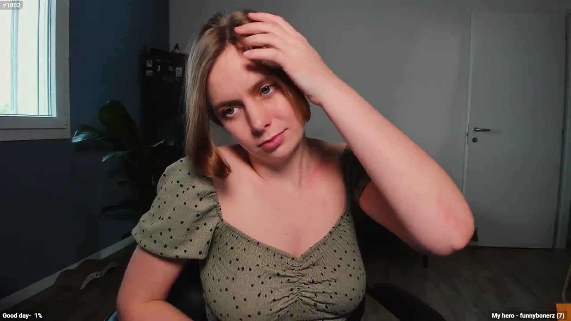 Gallery image thumbnail from Personage's myfreecams stream on, 05/12/2025, 15:06 image 6 of 20