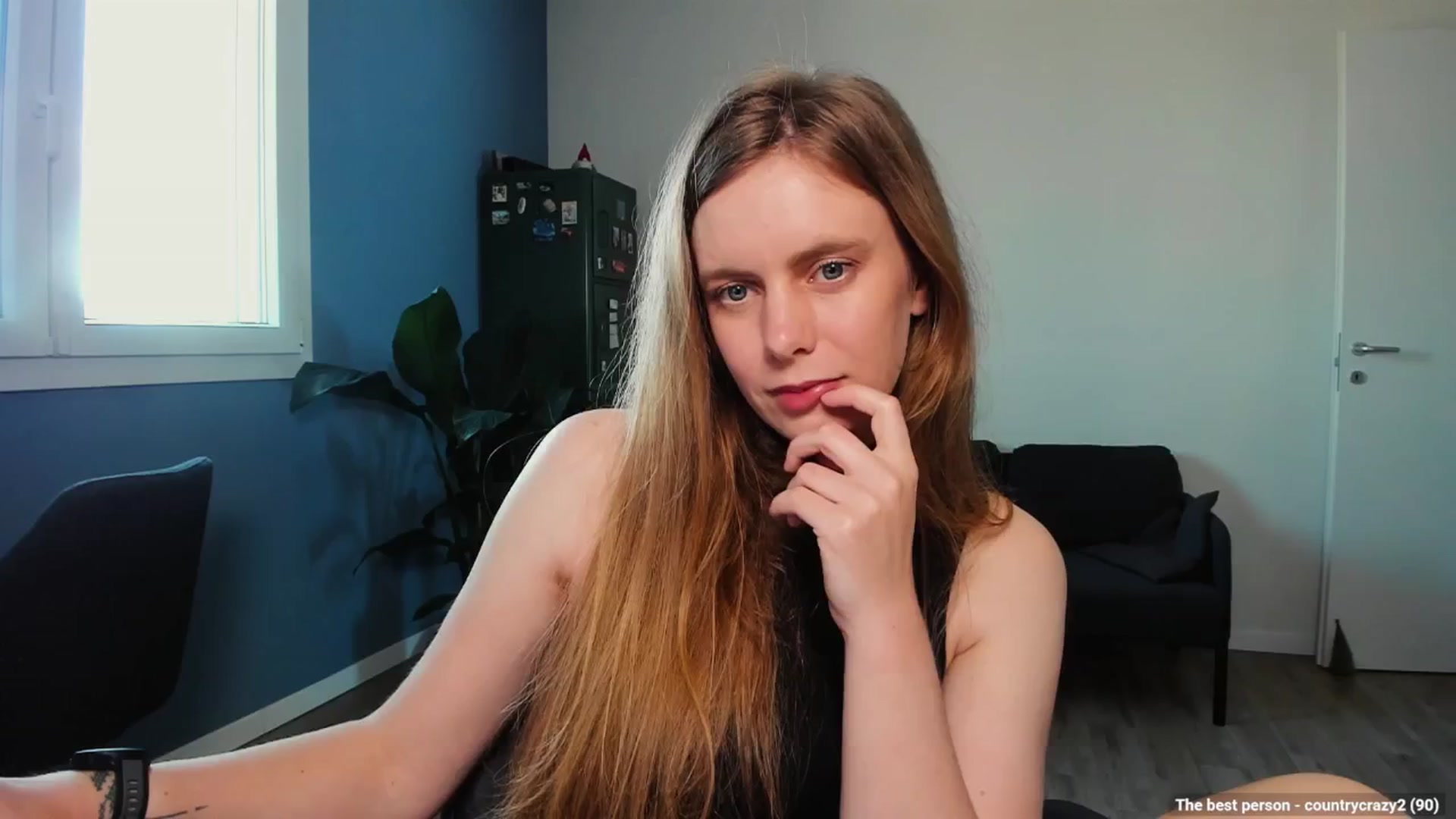 Gallery image thumbnail from Personage's myfreecams stream on, 05/19/2025, 14:50 image 2 of 20