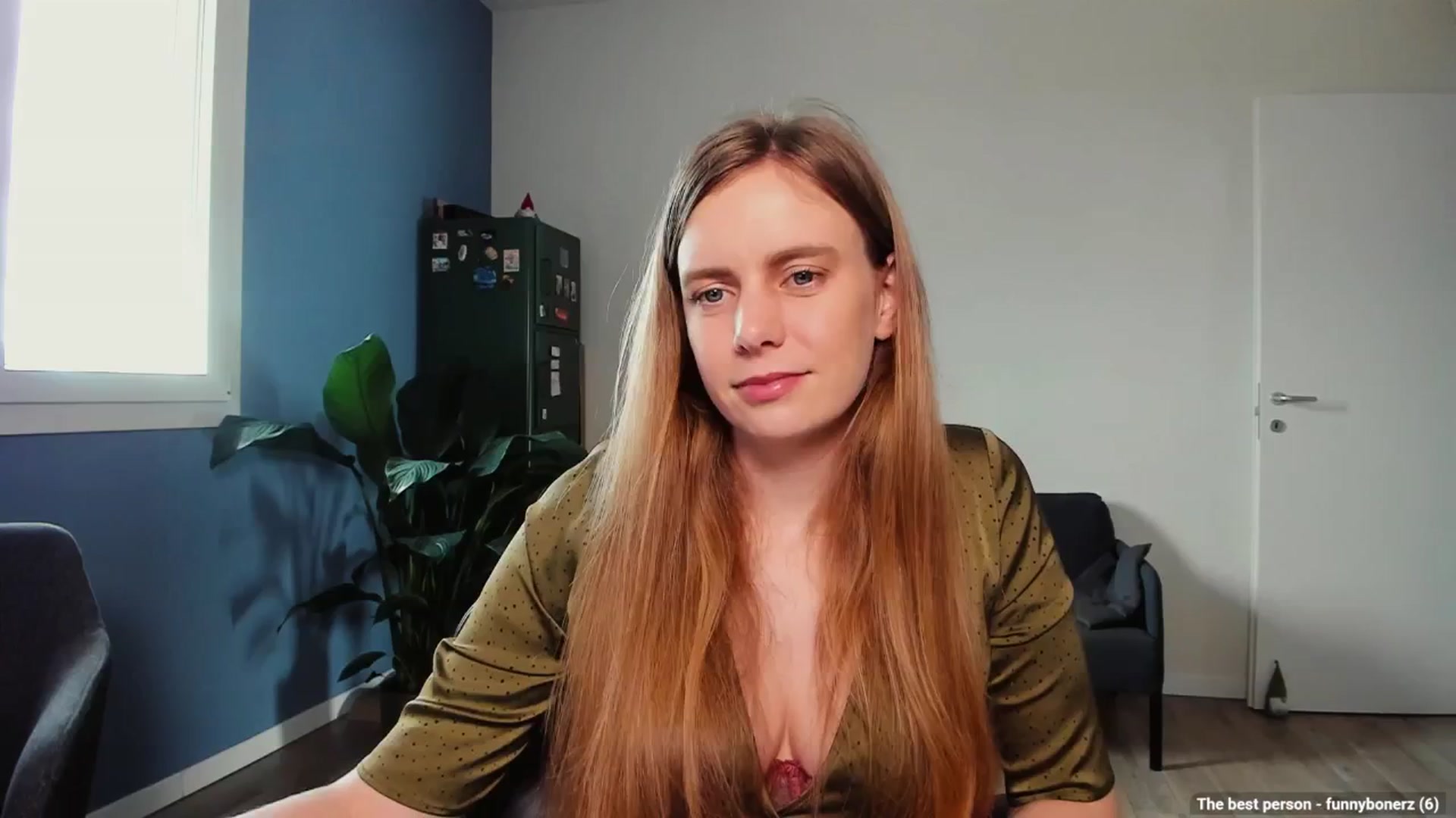 Gallery image thumbnail from Personage's myfreecams stream on, 05/20/2025, 13:10 image 7 of 20