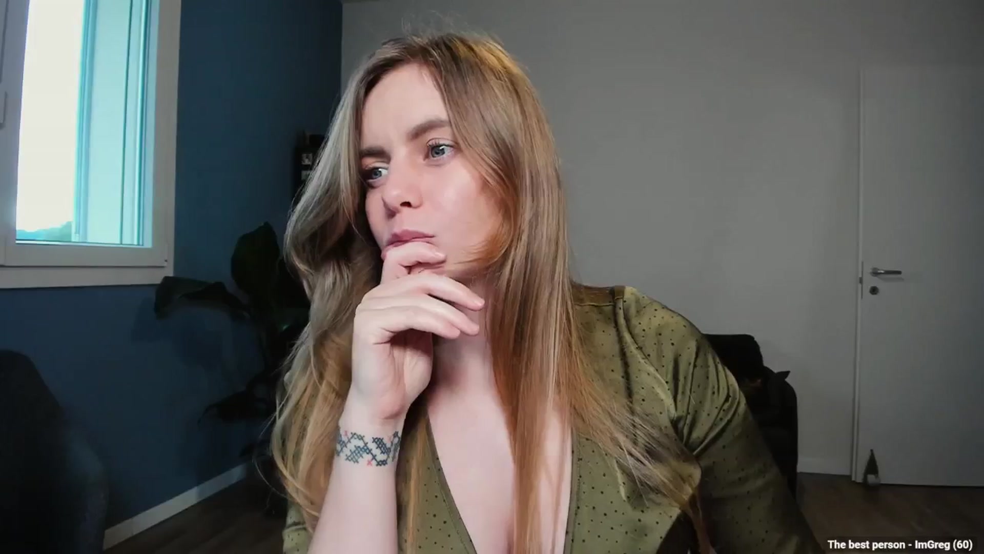 Gallery image thumbnail from Personage's myfreecams stream on, 05/20/2025, 14:36 image 16 of 20
