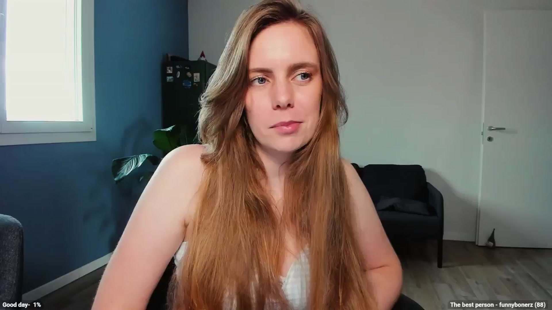 Gallery image thumbnail from Personage's myfreecams stream on, 05/26/2025, 12:38 image 6 of 20