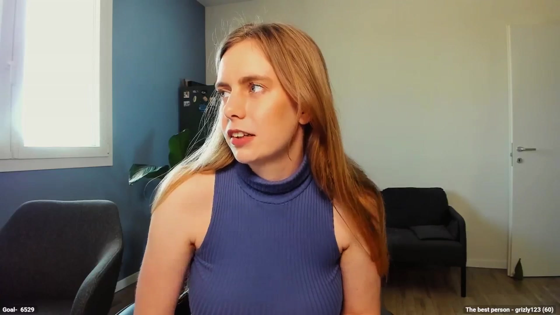 Gallery image thumbnail from Personage's myfreecams stream on, 05/30/2025, 13:14 image 15 of 20