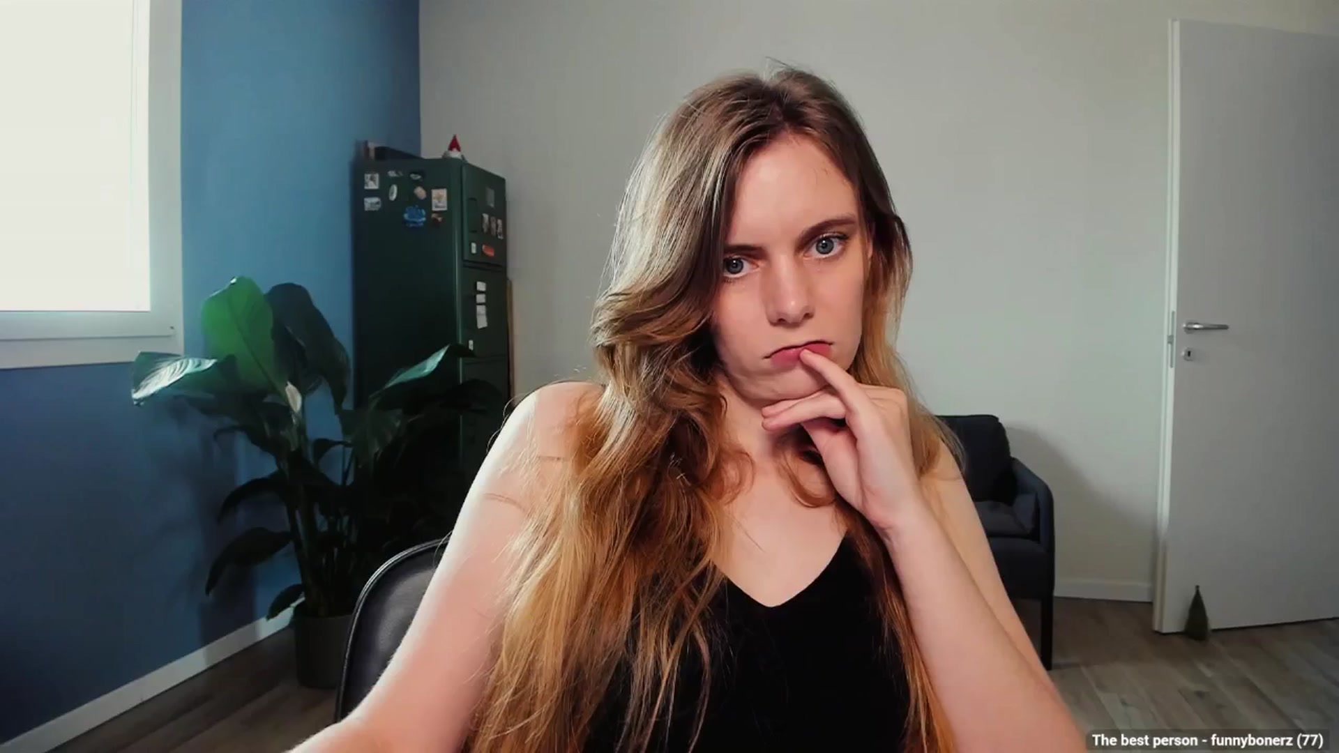 Gallery image thumbnail from Personage's myfreecams stream on, 06/06/2025, 13:40 image 1 of 20