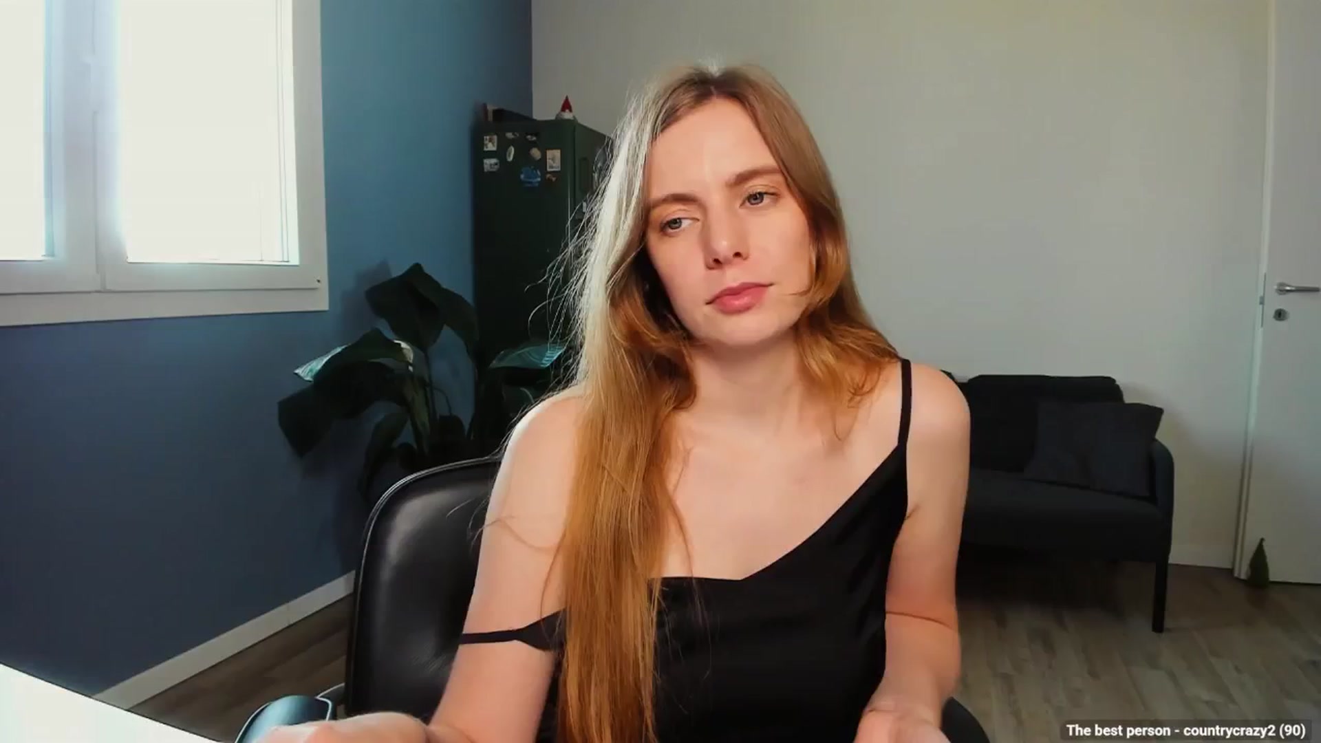 Gallery image thumbnail from Personage's myfreecams stream on, 06/12/2025, 14:05 image 17 of 20
