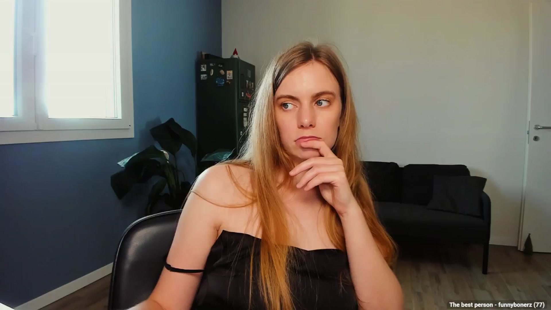Gallery image thumbnail from Personage's myfreecams stream on, 06/12/2025, 14:05 image 9 of 20