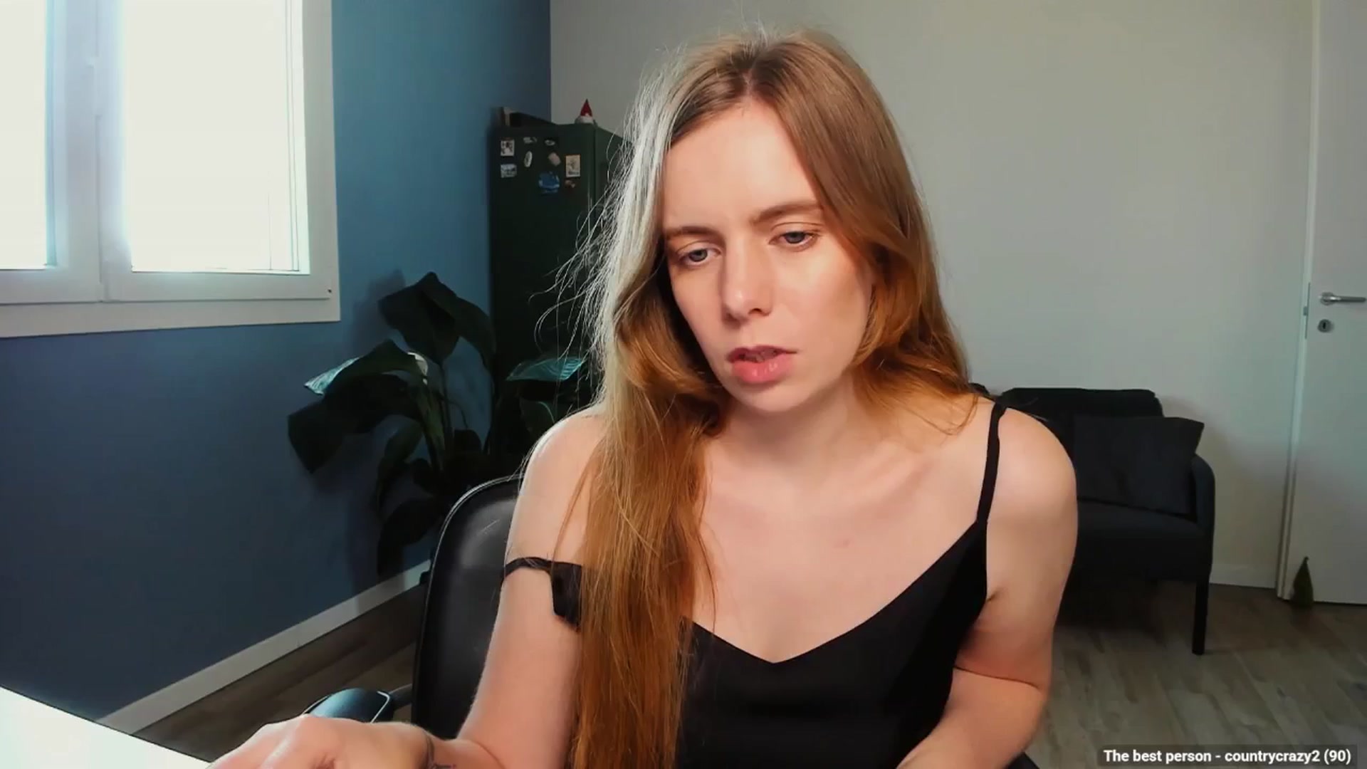 Gallery image thumbnail from Personage's myfreecams stream on, 06/12/2025, 14:05 image 16 of 20