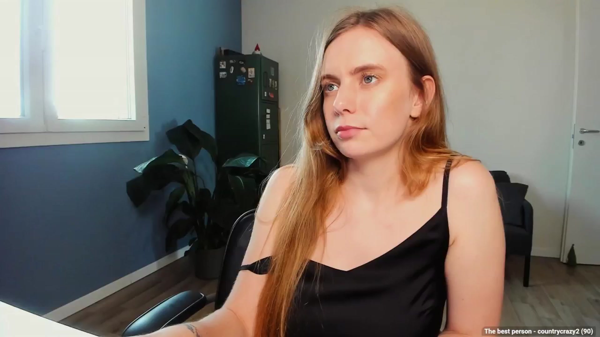 Gallery image thumbnail from Personage's myfreecams stream on, 06/12/2025, 14:05 image 18 of 20