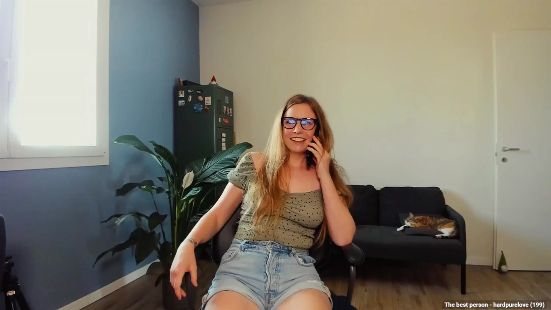 Gallery image thumbnail from Personage's myfreecams stream on, 06/16/2025, 13:02 image 14 of 20