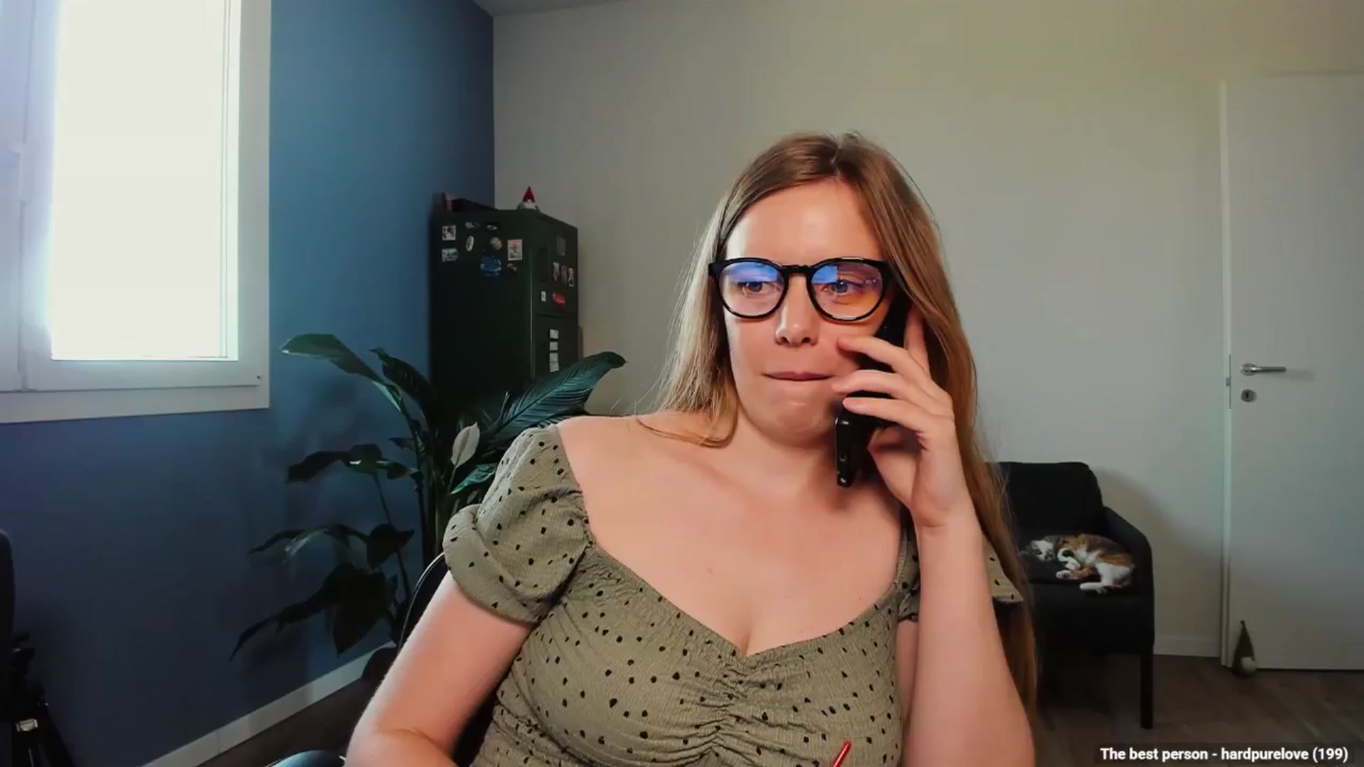 Gallery image thumbnail from Personage's myfreecams stream on, 06/16/2025, 13:02 image 16 of 20