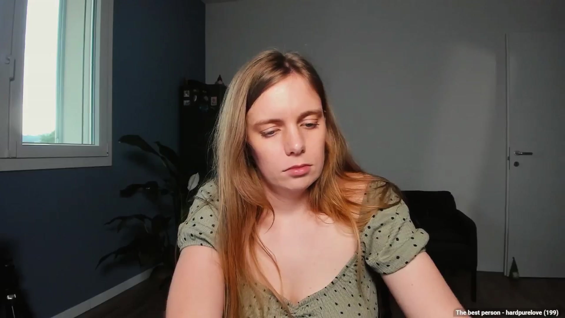 Gallery image thumbnail from Personage's myfreecams stream on, 06/16/2025, 14:52 image 15 of 20