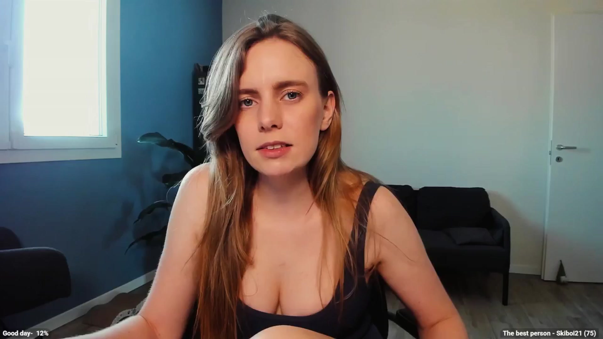 Gallery image thumbnail from Personage's myfreecams stream on, 06/19/2025, 14:06 image 6 of 20