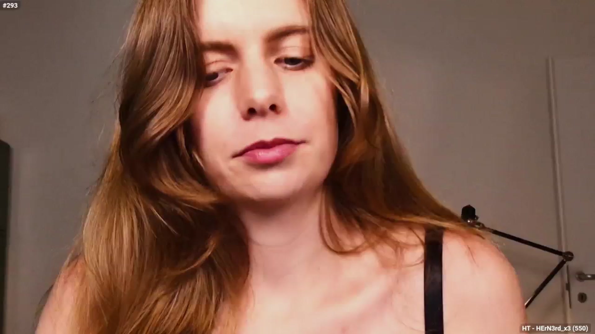 Gallery image thumbnail from Personage's myfreecams stream on, 09/03/2025, 15:37 image 7 of 20