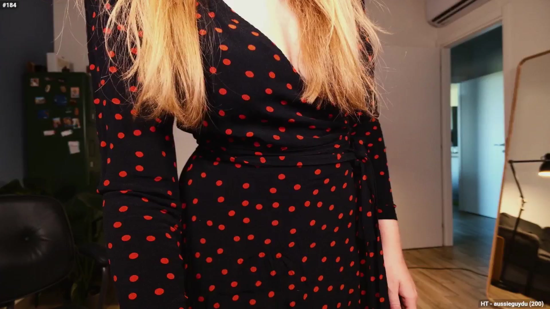 Gallery image thumbnail from Personage's myfreecams stream on, 09/04/2025, 17:18 image 2 of 20
