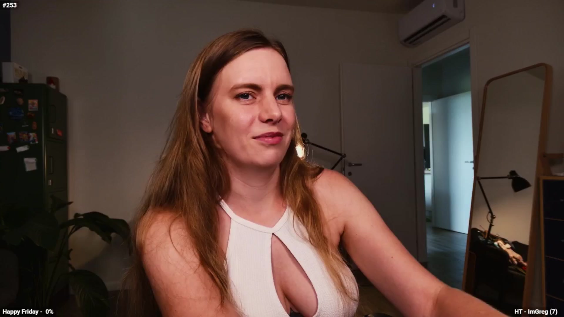 Gallery image thumbnail from Personage's myfreecams stream on, 09/05/2025, 12:37 image 18 of 20