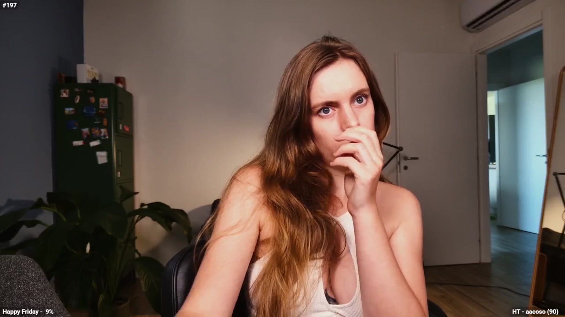 Gallery image thumbnail from Personage's myfreecams stream on, 09/05/2025, 15:20 image 14 of 20