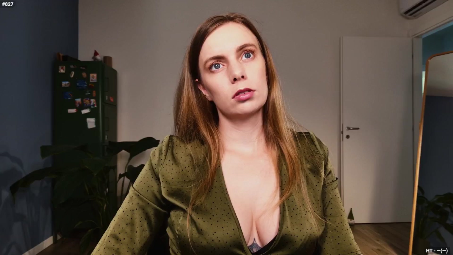 Gallery image thumbnail from Personage's myfreecams stream on, 09/18/2025, 12:18 image 5 of 20